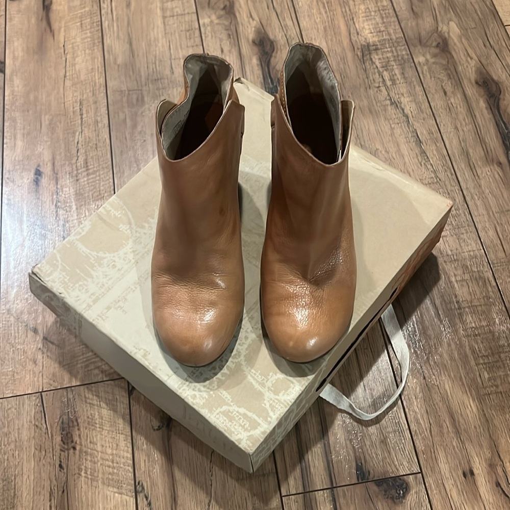 Women’s Boots